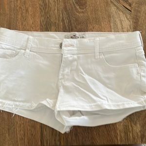 Girls Hollister size 28/7 white jean shorts